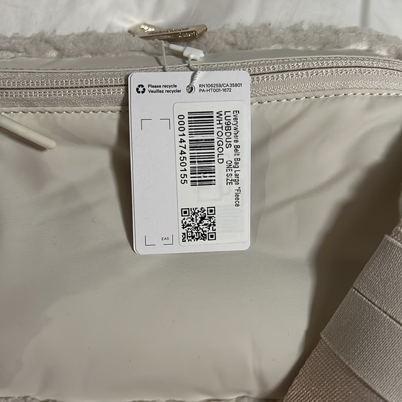 NWT Sold Out Online! Lululemon Everywhere Belt Bag 2L Fleece White Opal/Gold New - Picture 4 of 6